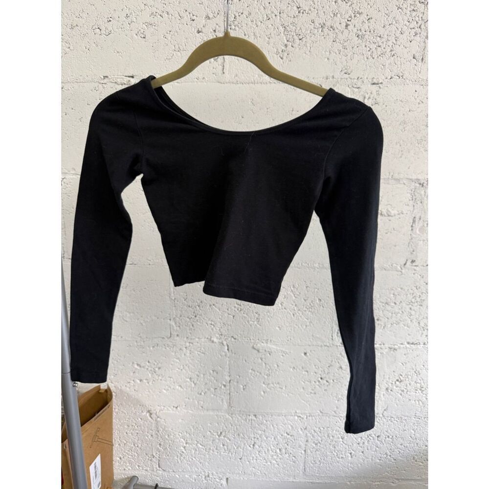 Black Long-Sleeve Cropped Women's Top - American Apparel LIKE NEW - Size XS